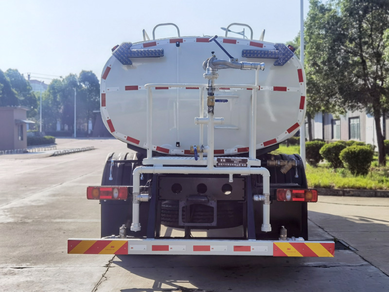 楚勝牌CSC5180GSSD6灑水車公告圖片