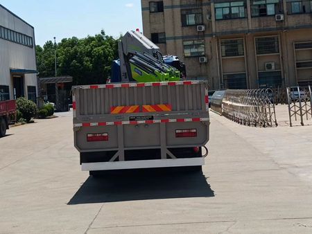 中聯(lián)重科牌ZLH5311JSQJ6隨車起重運輸車公告圖片