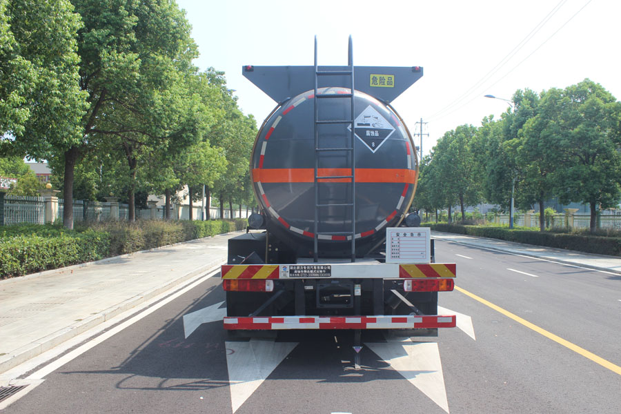 潤(rùn)知星牌SCS5320GFWCA6腐蝕性物品罐式運(yùn)輸車(chē)公告圖片