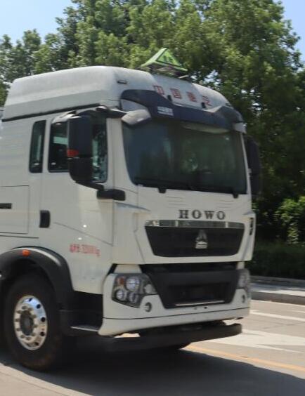 中汽力威牌HLW5321GRYZ6易燃液體罐式運(yùn)輸車公告圖片