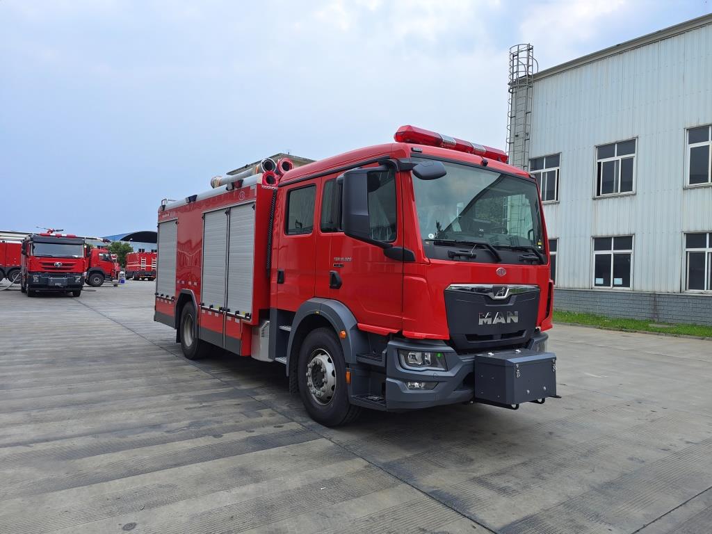 川消牌SXF5172GXFSG60/M1水罐消防车公告图片