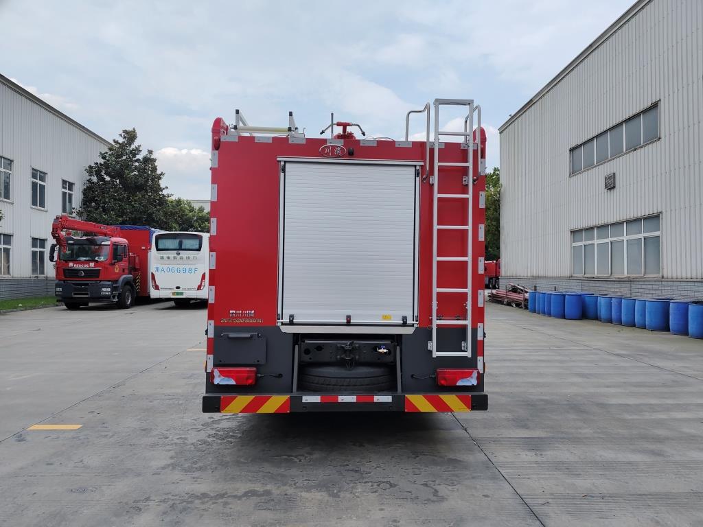 川消牌SXF5172GXFSG60/M1水罐消防车公告图片