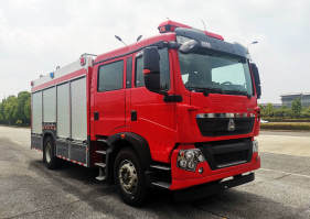 西奈克牌CEF5180GXFPM60/H泡沫消防车