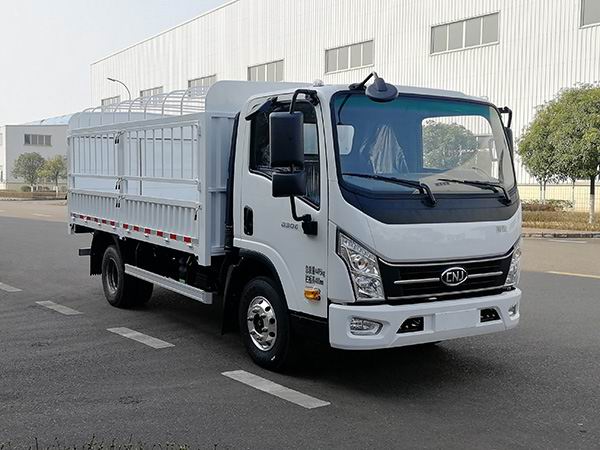 南駿牌NJA5041CCYPDF33A倉柵式運(yùn)輸車公告圖片