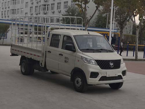 福田牌BJ5030CCY3AV8-31倉(cāng)柵式運(yùn)輸車公告圖片