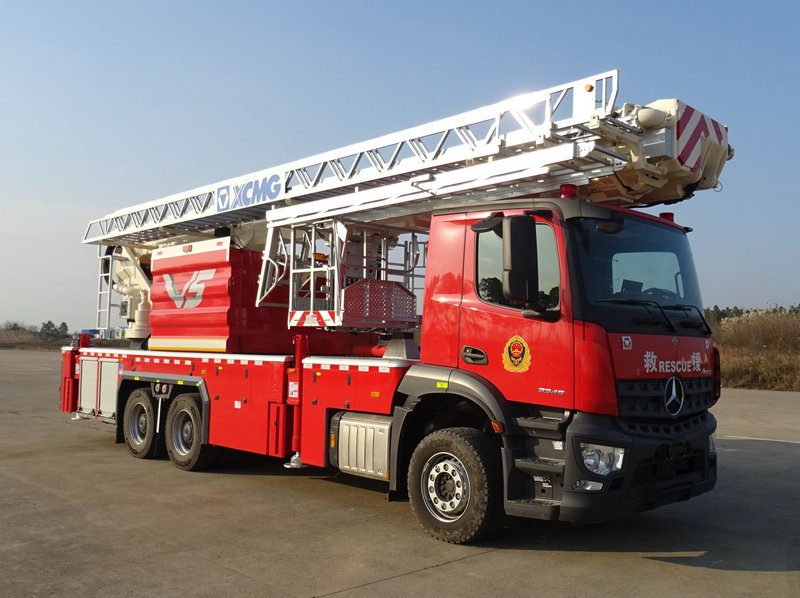 徐工牌XZJ5331JXFDG34/G3登高平臺(tái)消防車公告圖片