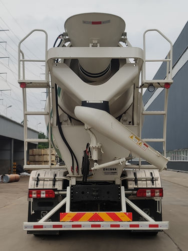 徐工牌XZS5317GJBC7N混凝土攪拌運(yùn)輸車公告圖片