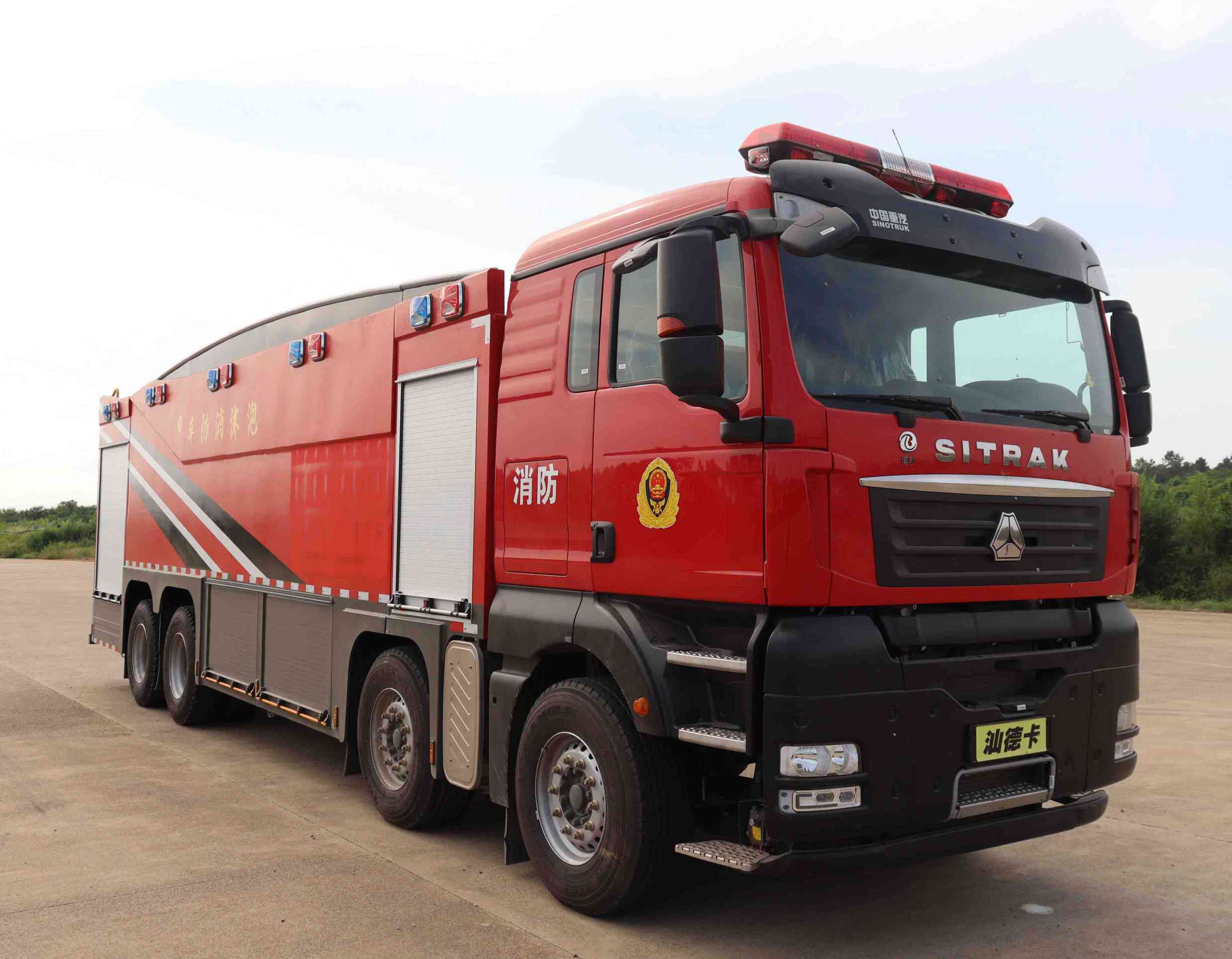 博利牌BLT5430GXFPM250/S6泡沫消防車公告圖片