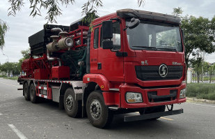 压裂车