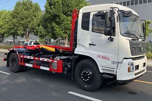龍星匯牌HLV5180ZXXD6車(chē)廂可卸式垃圾車(chē)公告圖片