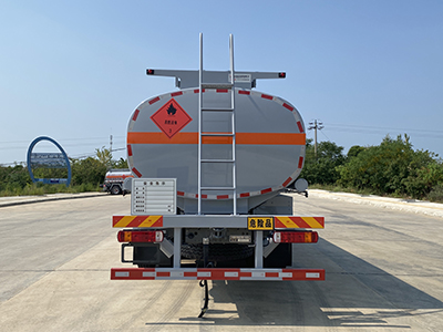新东日牌YZR5327GRYZ6易燃液体罐式运输车公告图片