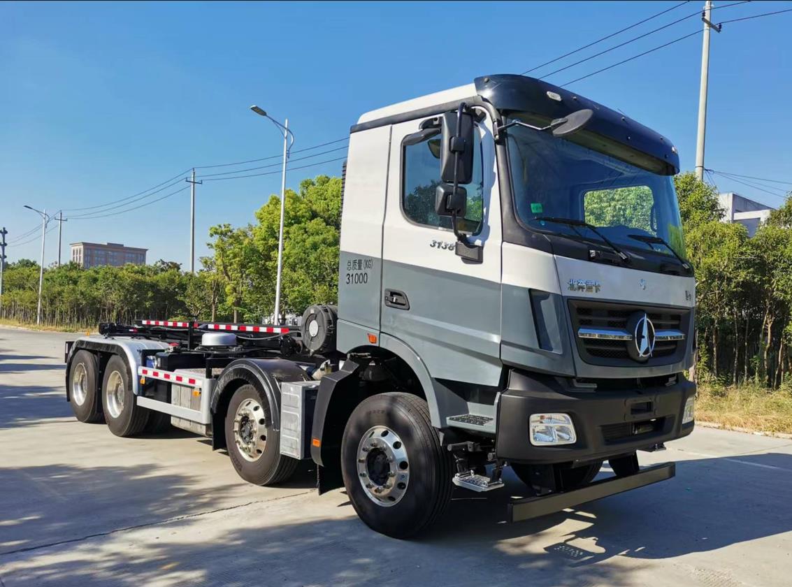 啟敬牌QHV5318ZXXND6車廂可卸式垃圾車公告圖片