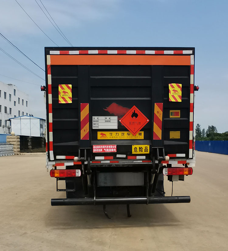 順風(fēng)智造牌SFZ5265TQPCA6氣瓶運(yùn)輸車公告圖片