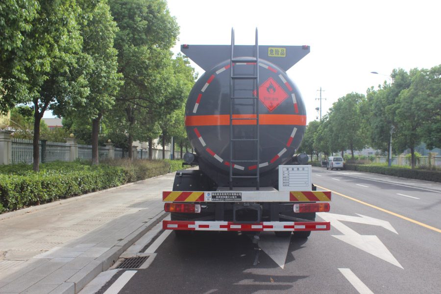 潤知星牌SCS5264GRYCA6易燃液體罐式運(yùn)輸車公告圖片