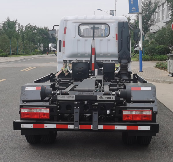 宇通牌YTZ5070ZXX20D6車廂可卸式垃圾車公告圖片