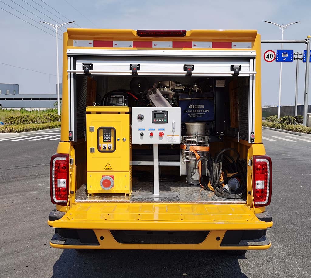 中汽牌ZQZ5036XXHQ6救險(xiǎn)車公告圖片