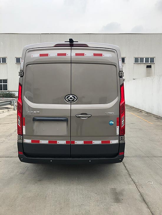 大通牌SH5042XXYH7DB廂式運(yùn)輸車(chē)公告圖片