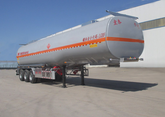 正康宏泰牌12.7米32.5吨3轴铝合金易燃液体罐式运输半挂车(HHT9405GRYB)