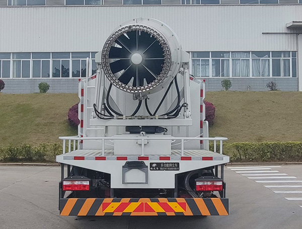 福龍馬牌FLM5181TDYDG6多功能抑塵車公告圖片