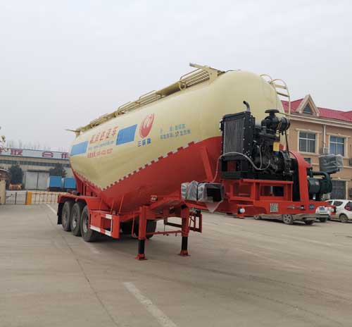 三威牌9.6米33.4吨3轴中密度粉粒物料运输半挂车(WQY9403GFLA)