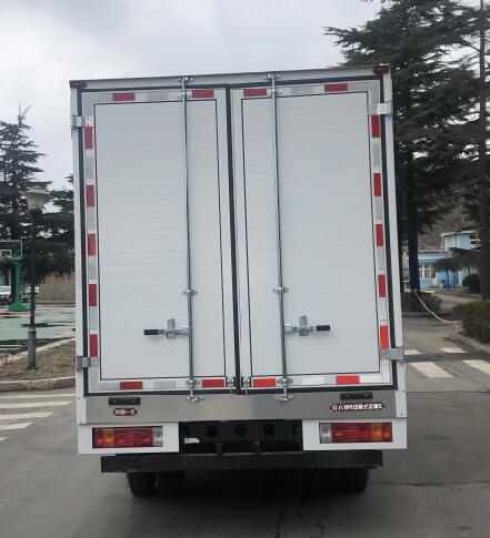 解放牌CA5044XXYP40L2BEVA84純電動(dòng)廂式運(yùn)輸車公告圖片