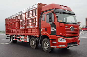 解放牌CA5250CCYP66K1L6T3A1E6倉(cāng)柵式運(yùn)輸車公告圖片