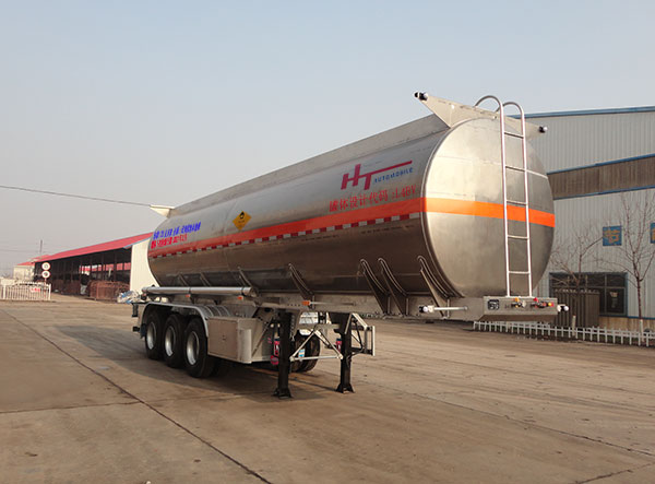 冀宁宏泰牌10.5米34.4吨3轴氧化性物品罐式运输半挂车(NHT9400GYW)