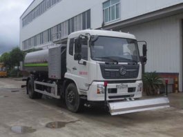 清洗车