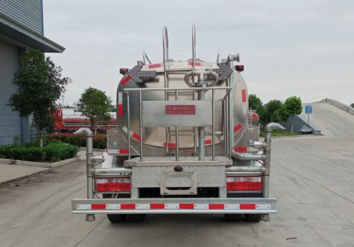 北重電牌BZD5090GSSBEVK2純電動(dòng)灑水車公告圖片