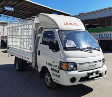 仓栅式运输车