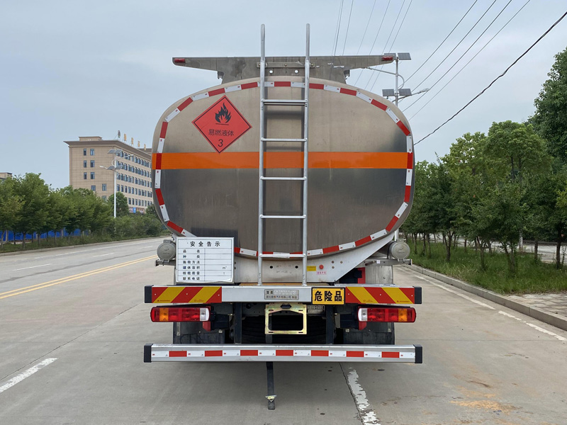 楚勝牌CSC5267GYYLZ6Q鋁合金運(yùn)油車公告圖片