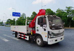 随车起重运输车