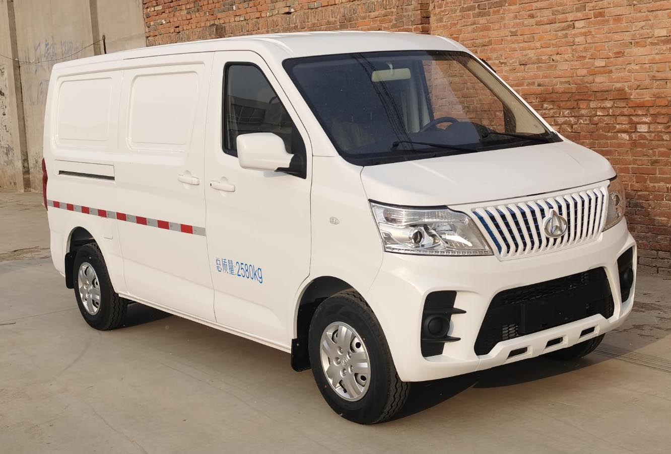 長安牌SC5031XXYAANBEV純電動(dòng)廂式運(yùn)輸車公告圖片