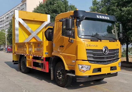 程力威牌CLW5121TFZ6HC防撞缓冲车公告图片