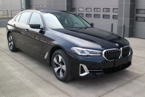 宝马牌BMW7201SN型轿车