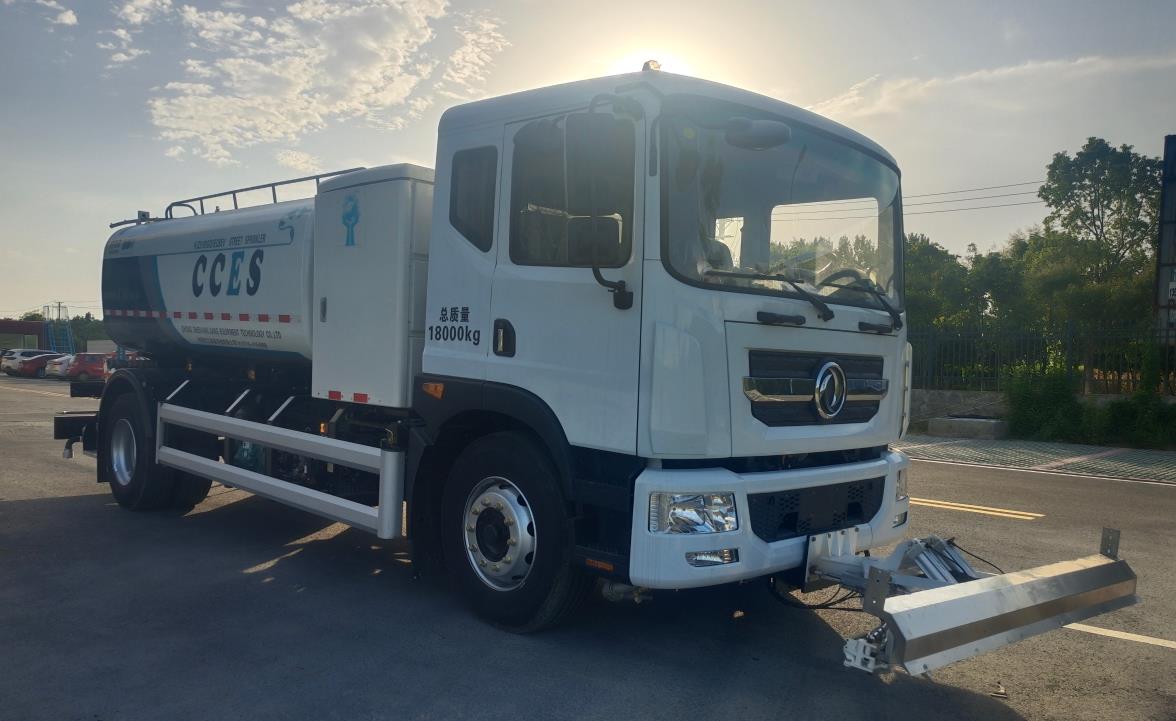 中振汉江牌HJZ5180GQXEQBEV纯电动清洗车公告图片