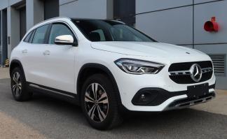 梅赛德斯-奔驰牌BJ7207PE型轿车