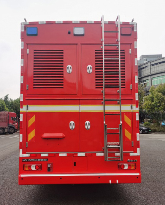 迪马牌DMT5212TXFTZ5500通信指挥消防车公告图片