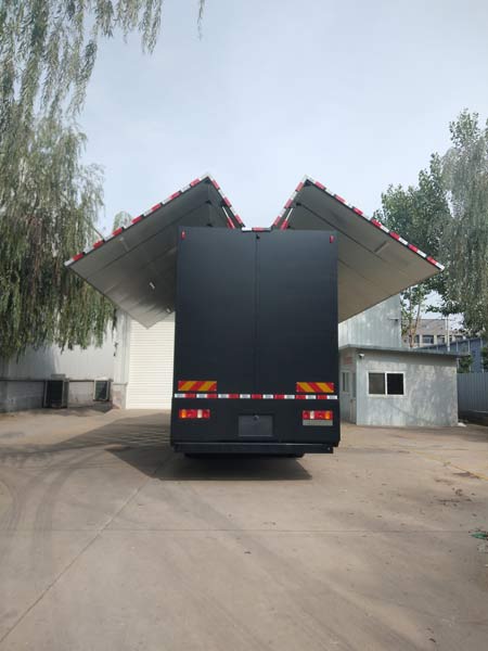 安龍牌BJK5251XZB-6裝備車公告圖片