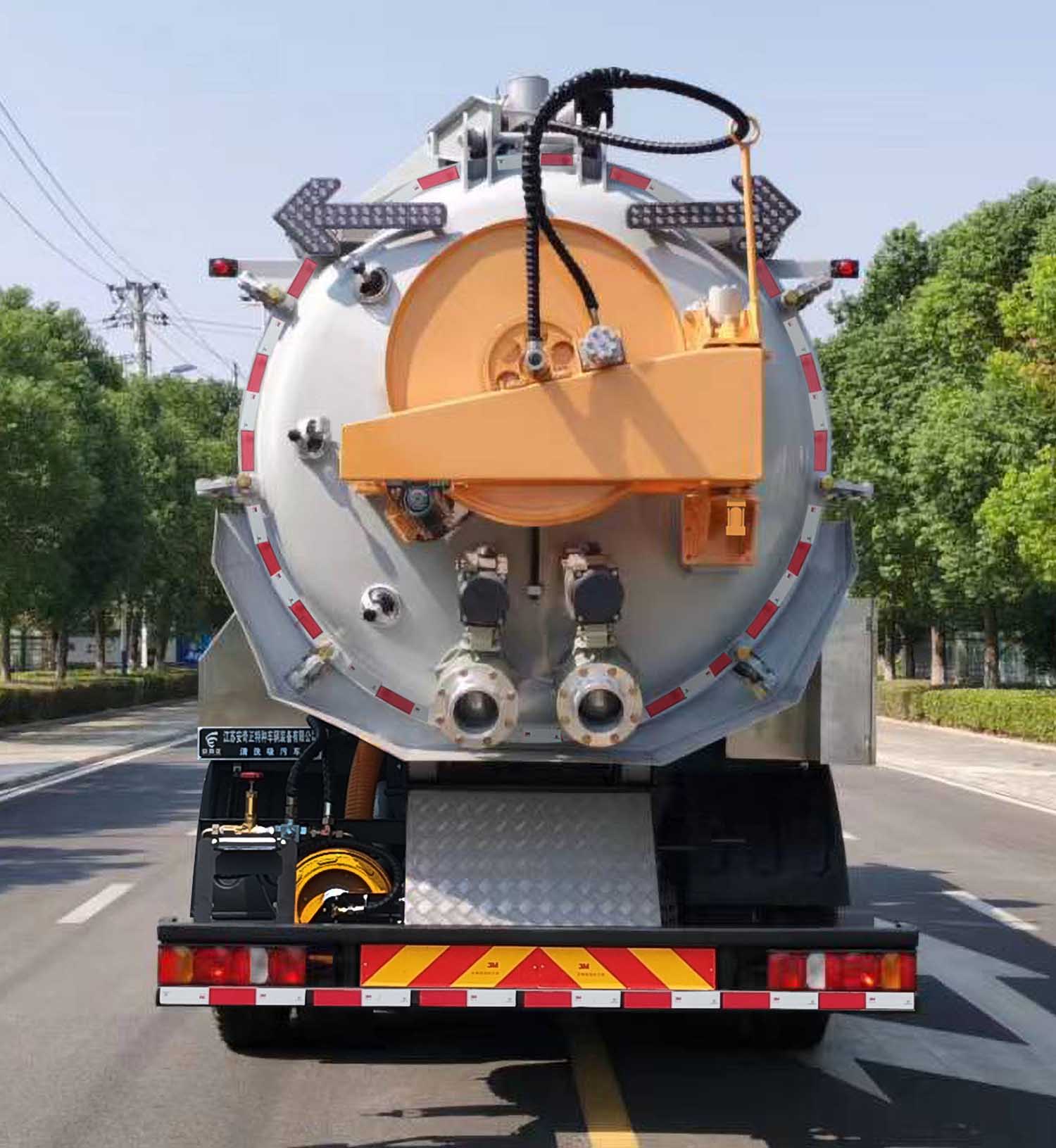 安奇正牌AQZ5251GQW6XK清洗吸污車公告圖片