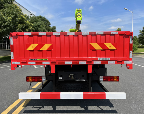 中聯(lián)牌ZLJ5252JSQC隨車起重運(yùn)輸車公告圖片