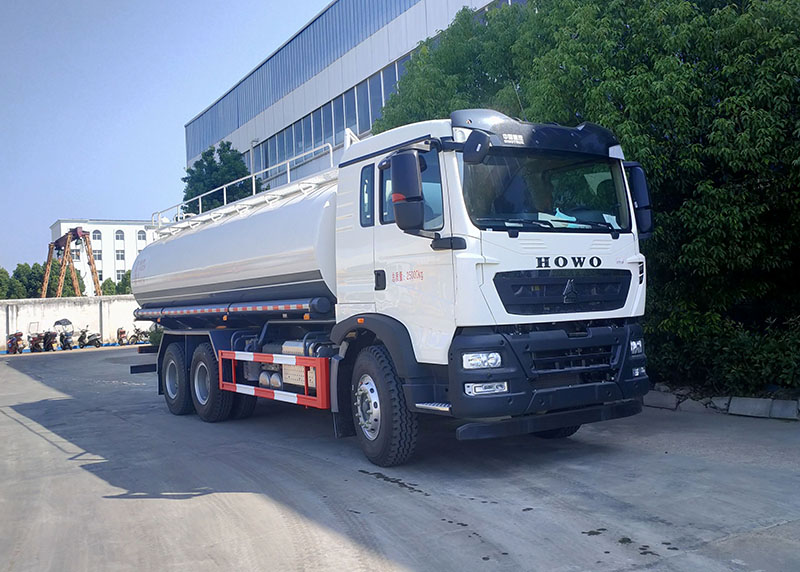 榮駿達(dá)牌HHX5253GQWZ6清洗吸污車公告圖片