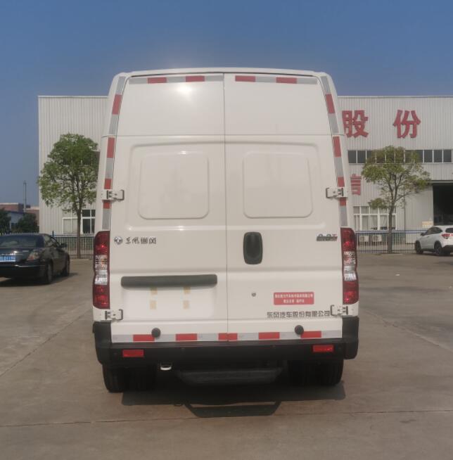 聚塵王牌HNY5042XYLZEQ6醫(yī)療車公告圖片