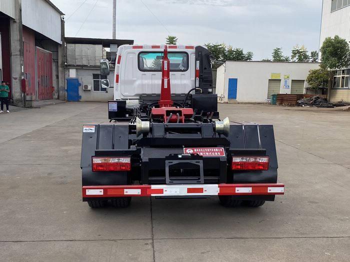 炎帝牌SZD5110ZXXFD6車廂可卸式垃圾車公告圖片