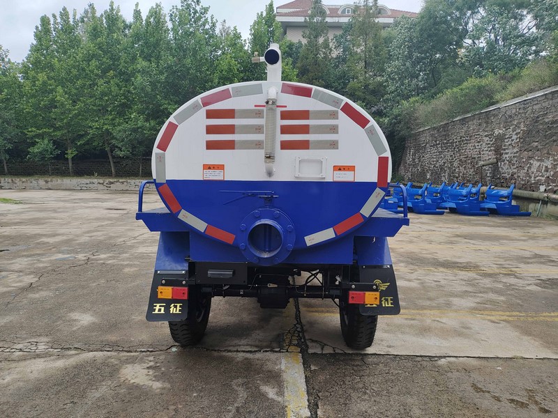 五征牌7YP-11100G1N4罐式三轮汽车公告图片