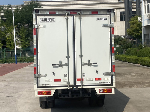 福田牌BJ5030XXY5JV7-35厢式运输车公告图片