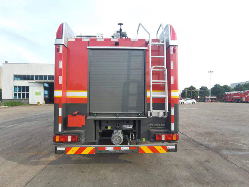 中联牌ZLF5371GXFPM180泡沫消防车公告图片