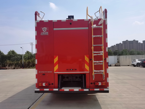 金盛盾牌JDX5370GXFPM180/B6G泡沫消防车公告图片