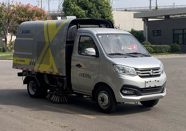 徐工牌XGH5031TSLA6扫路车公告图片