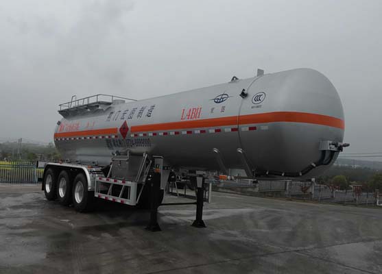 宏图牌11米30.4吨3轴易燃液体罐式运输半挂车(HT9400GRY5)